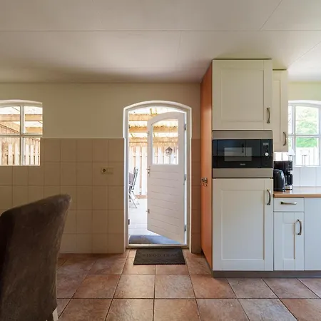 度假居 Achter De Vijf Linden *