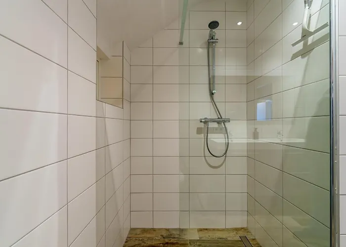 Сasa de vacaciones Achter De Vijf Linden